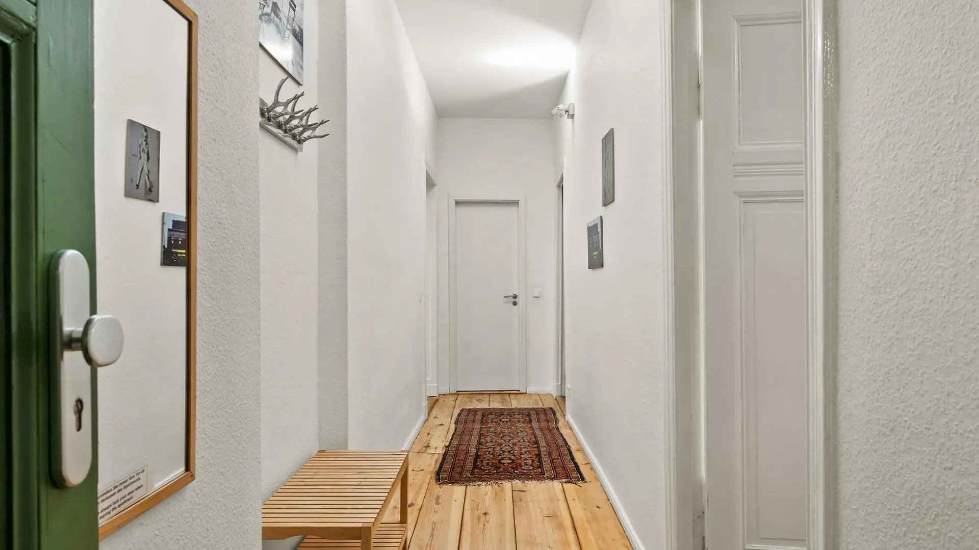 Mooeve Friedrichs Big Daire Berlin