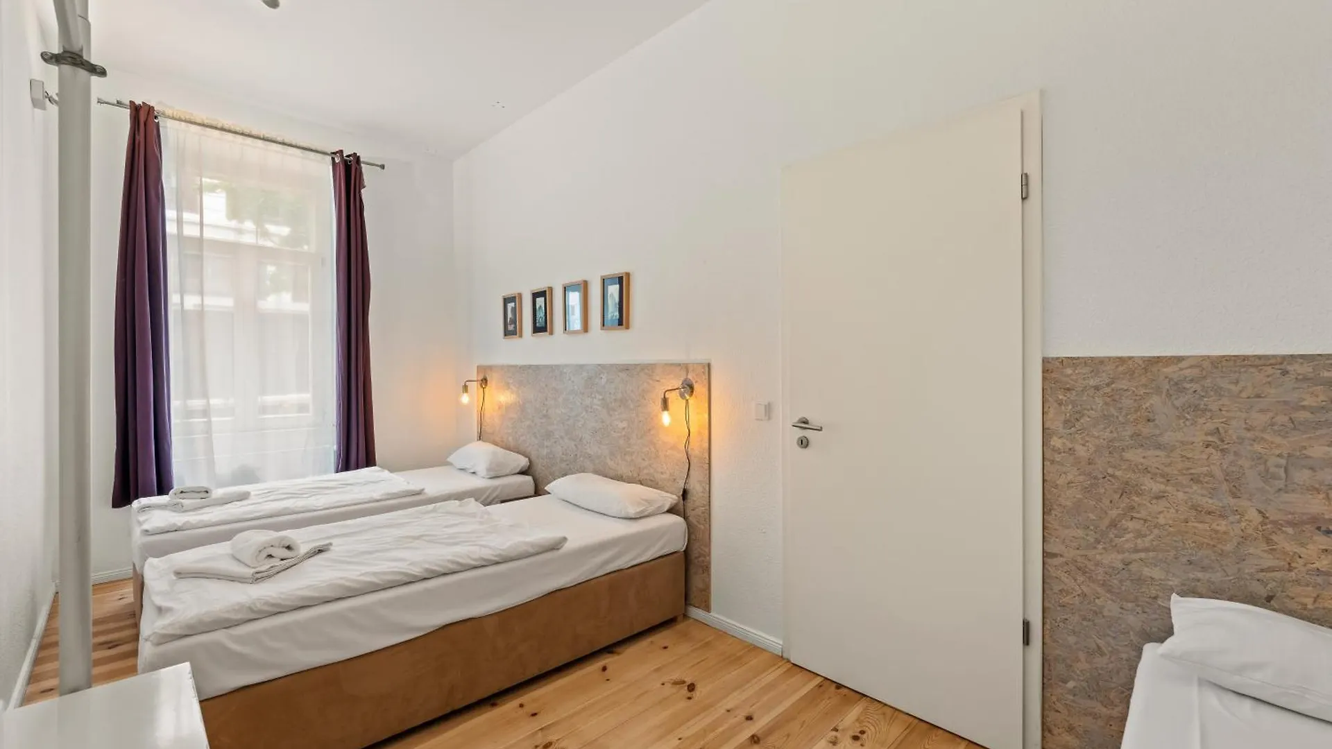 Mooeve Friedrichs Big Daire Berlin