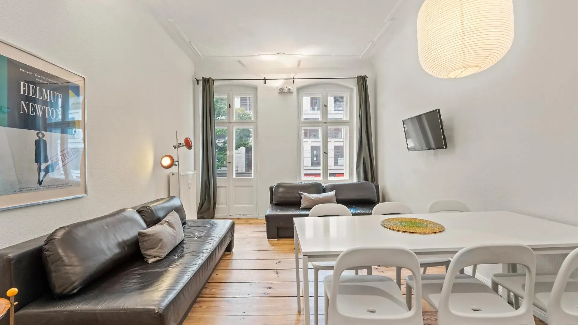 Mooeve Friedrichs Big Daire Berlin Almanya